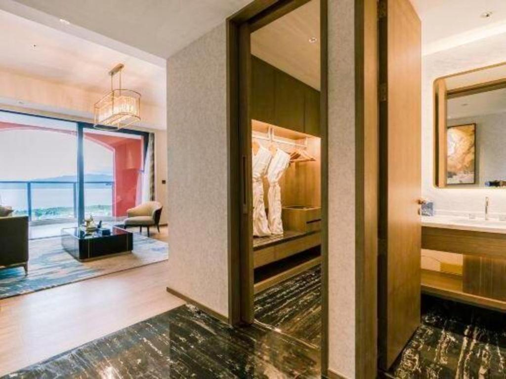 Dolphin Bay Hotel كونمينغ المظهر الخارجي الصورة